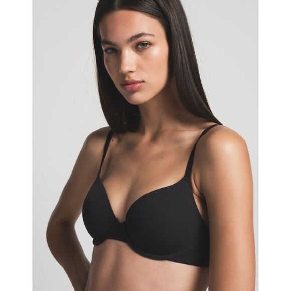 Skims Black Fits Everybody T-Shirt Bra - Picture 1 of 4